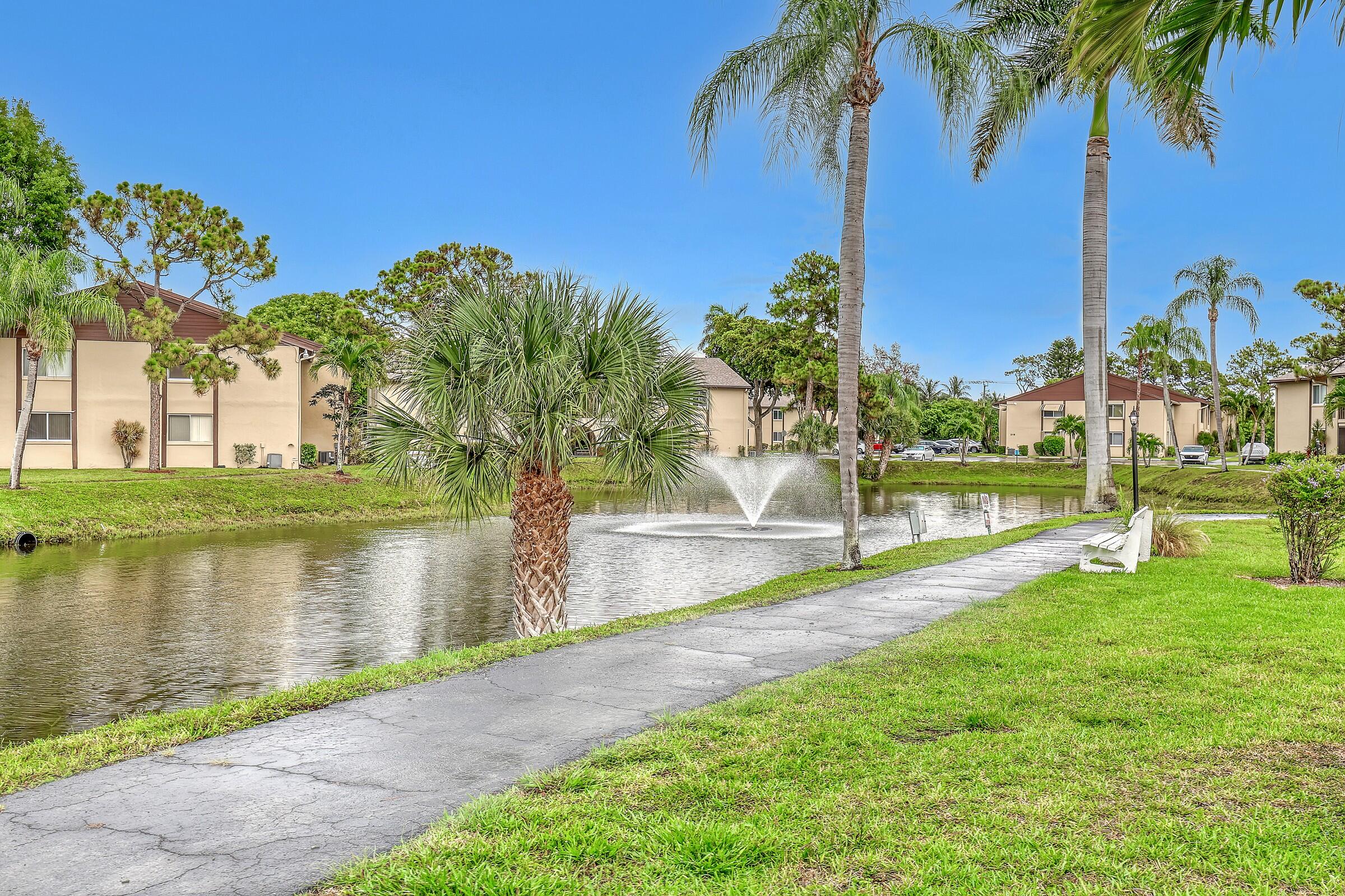 337 Pine Ridge Circle, Unit A1 Greenacres, FL 33463 - Photo 27 of 40 Image00026