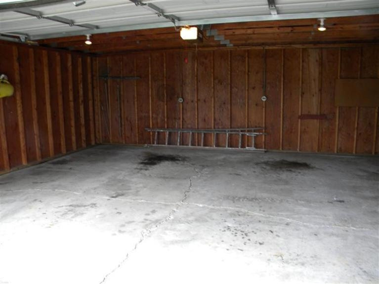 47675 Cherry Hill Road Canton, MI 48188 - Photo 5 of 10 Photo 5