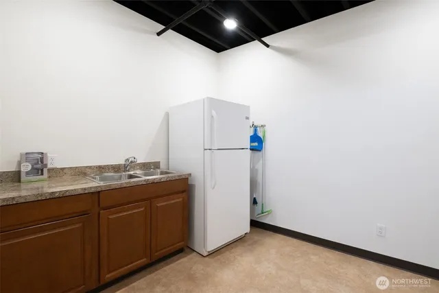 $2,200 | 12375 Reservation Road, Anacortes, WA 98221