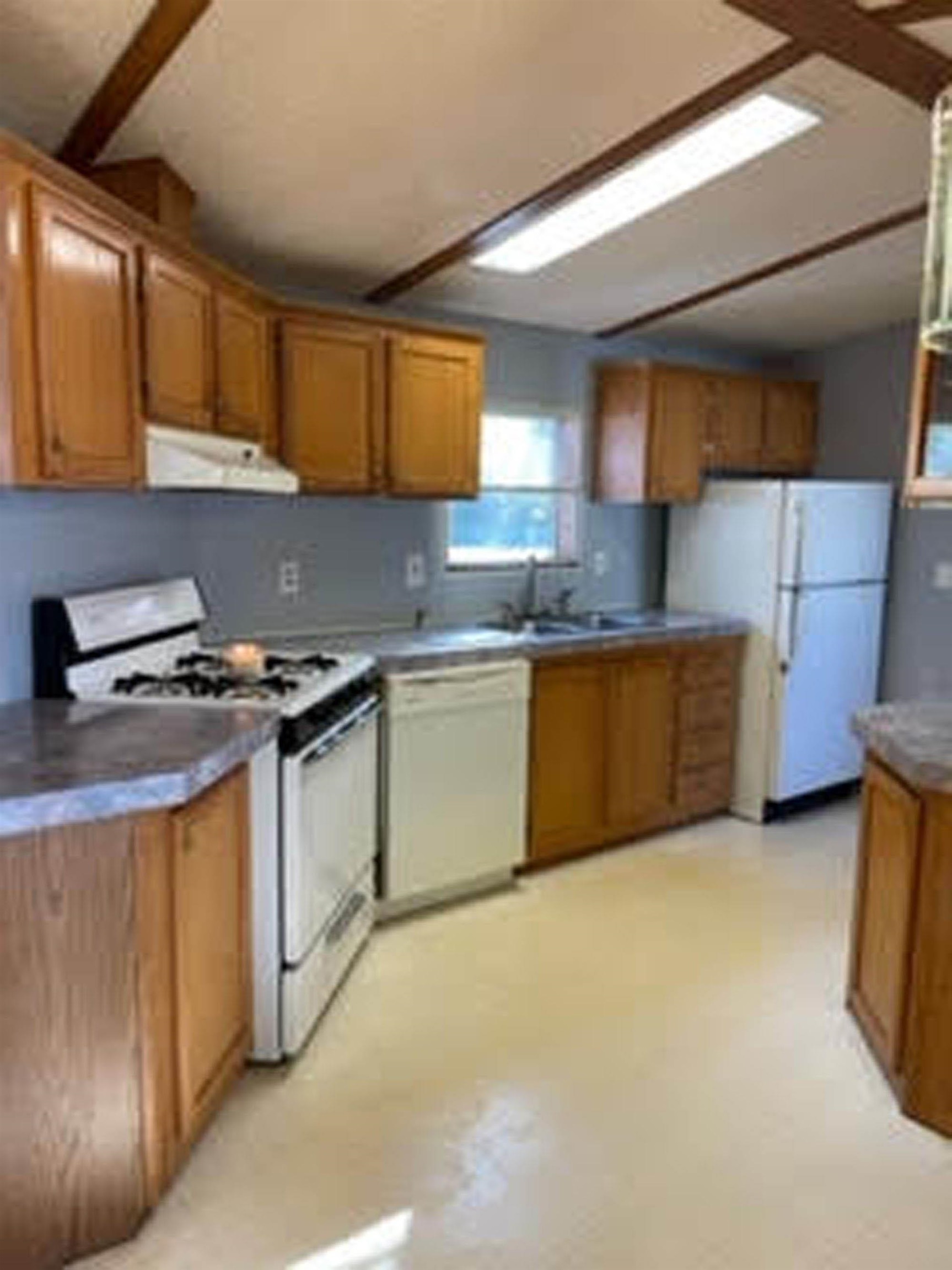 2 Valley Road Brattleboro, VT 05301 - Photo 6 of 14 Gallery Image 6