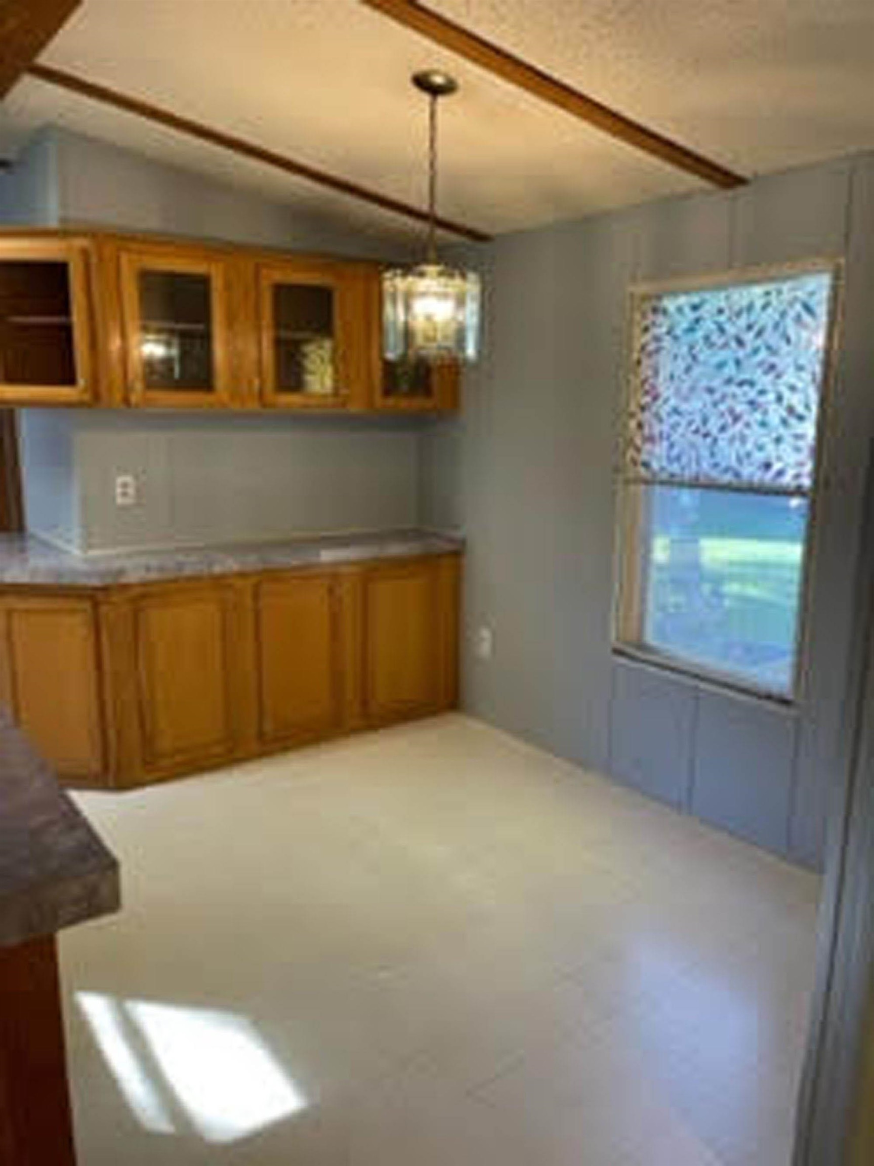 2 Valley Road Brattleboro, VT 05301 - Photo 8 of 14 Gallery Image 8