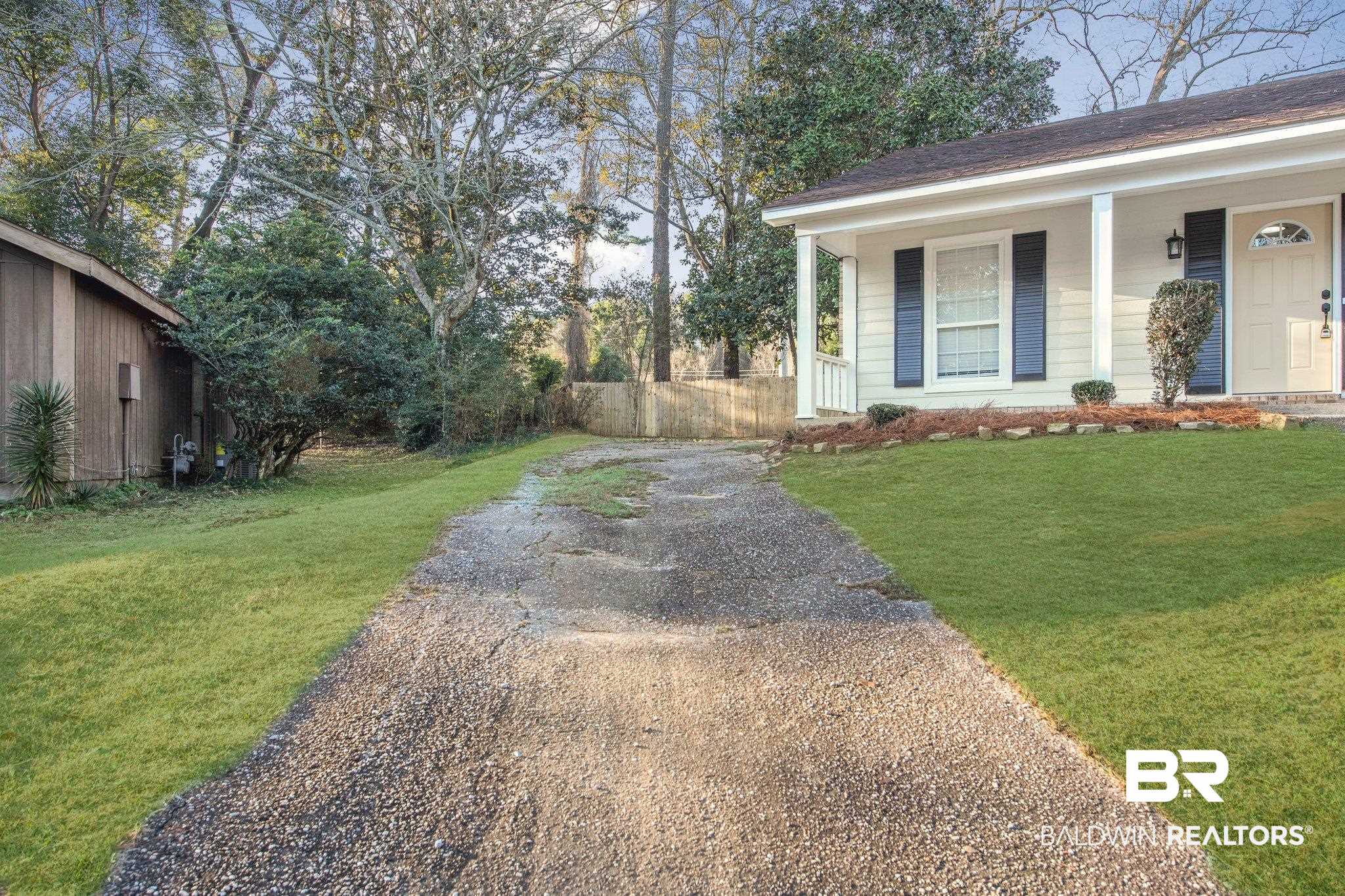 2100 Luckner Court Mobile, AL 36618 - Photo 7 of 49