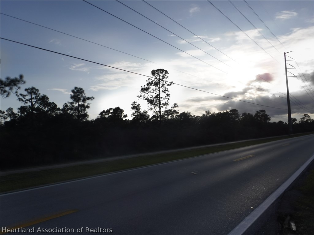 3713 Schumacher Road Sebring, FL 33872 - Photo 2 of 4 Gallery Image 2