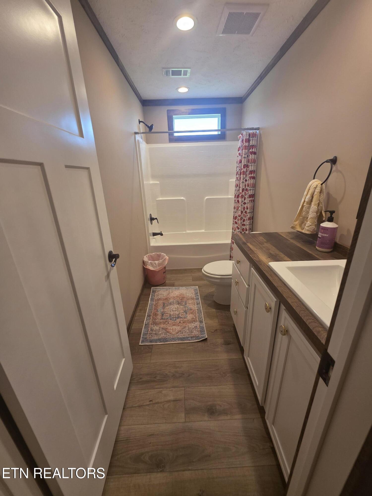812 West 3rd Avenue Oneida, TN 37841 - Photo 12 of 16 20260615_183223