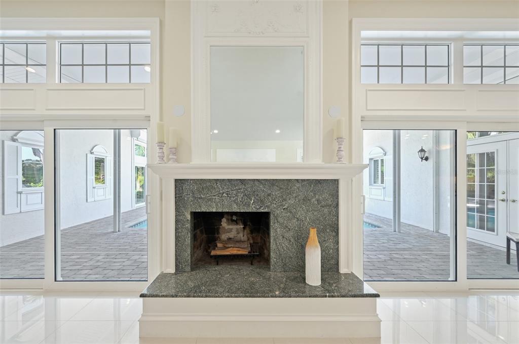 1121 Morningside Place Sarasota, FL 34236 - Photo 3 of 76