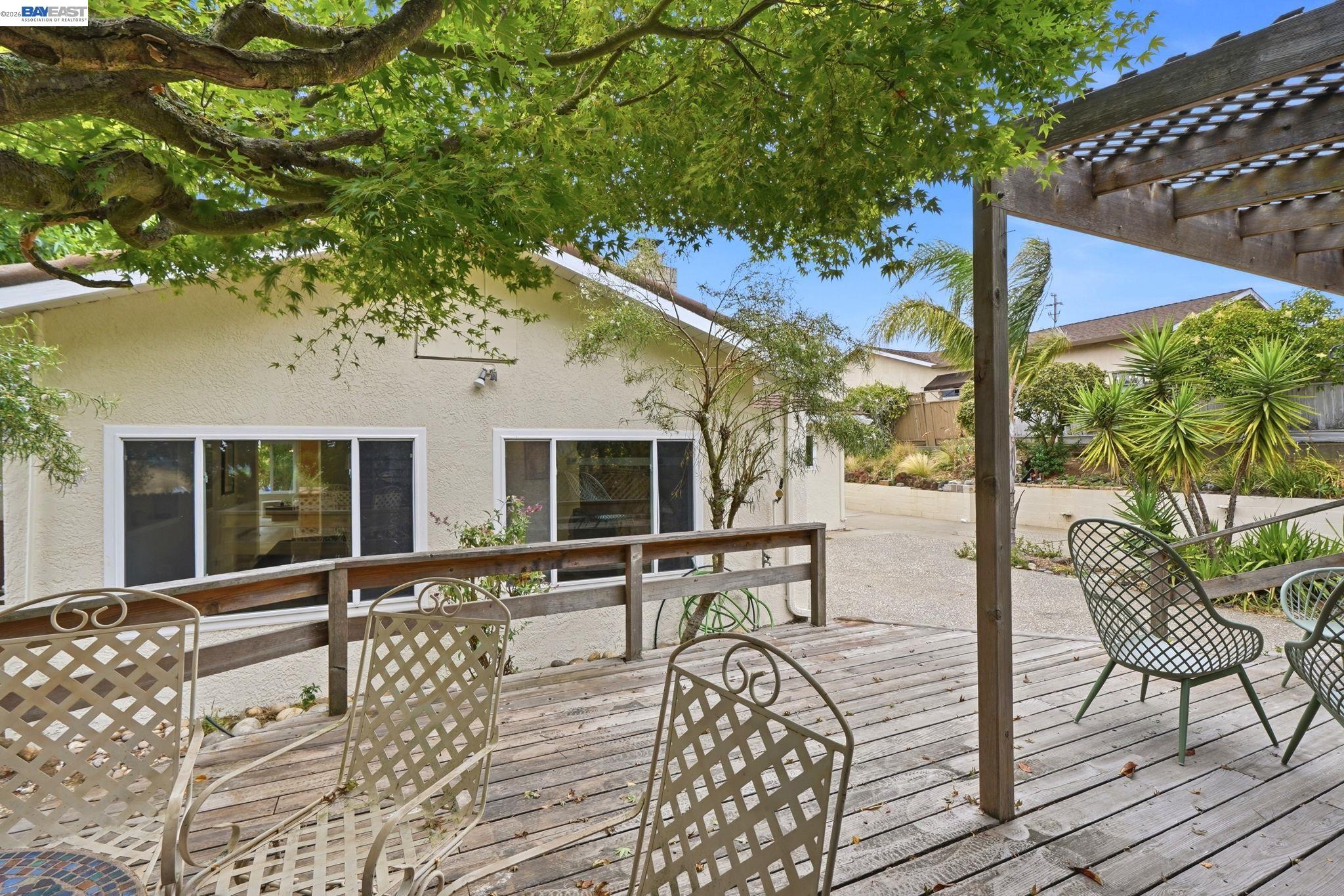 92 Welle Road Crockett, CA 94525 - Photo 45 of 54