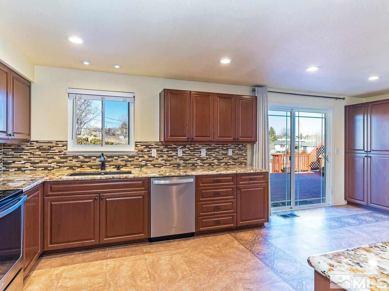 10350 Wells Fargo Reno, NV 89508 - Photo 8 of 25 Photo 8