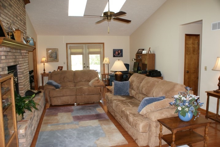 5600 Spring Corner Road Newburgh, IN 47630 - Photo 4 of 23