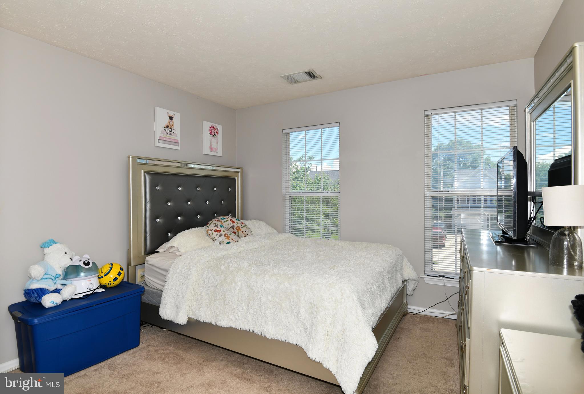7104 Friendship Road Clinton, MD 20735 - Photo 20 of 29 2nd bedroom.