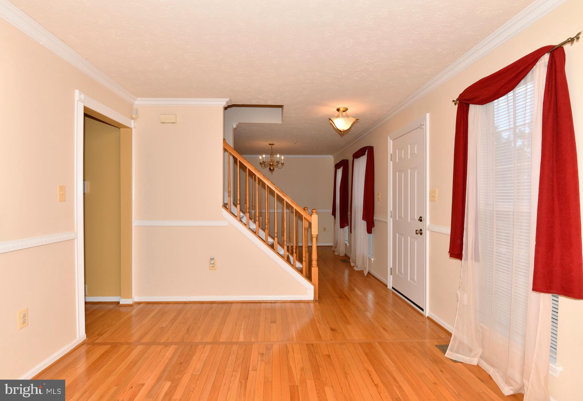 7104 Friendship Road Clinton, MD 20735 - Photo 22 of 29 neutral paint