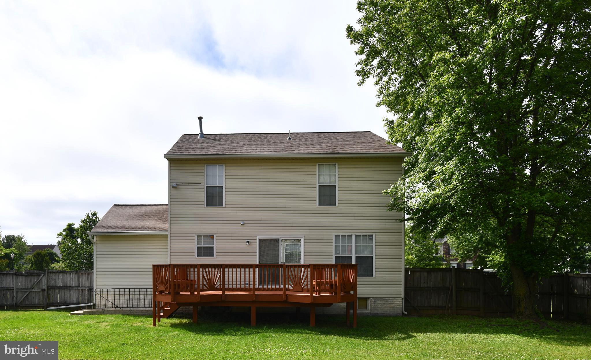 7104 Friendship Road Clinton, MD 20735 - Photo 10 of 29 Roof is new. May 2022 with 40 year warranty.