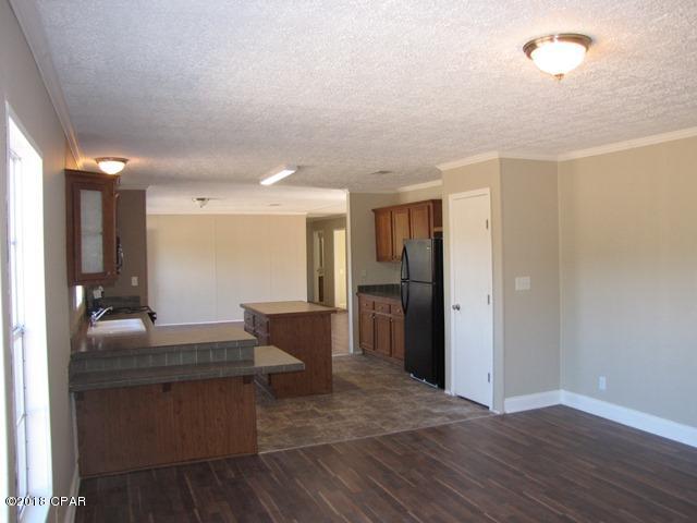 11210 Silver Lake Road Fountain, FL 32438 - Photo 7 of 25 Gallery Image 7