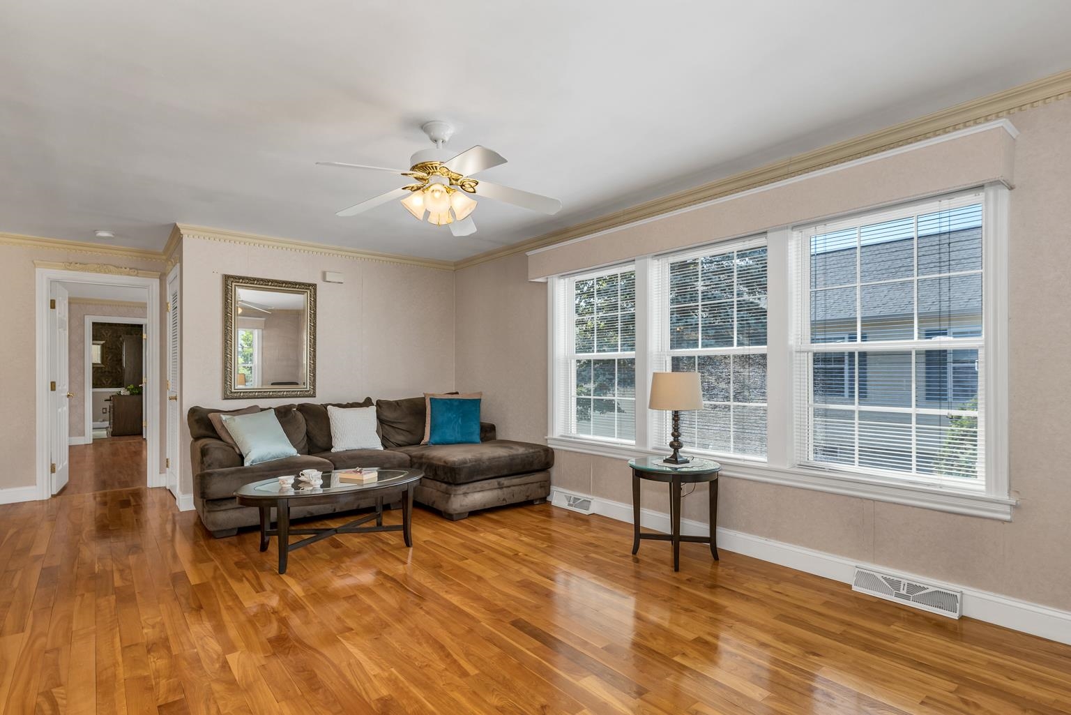 46 Moose Pond Terrace Hooksett, NH 03106 - Photo 3 of 29