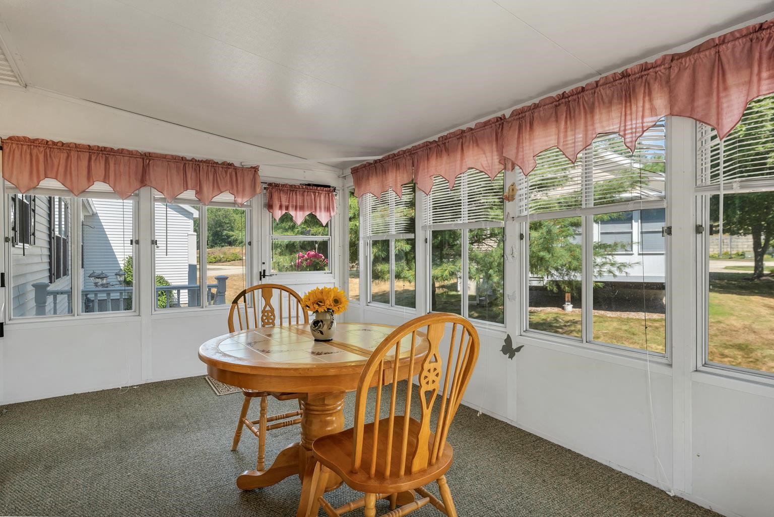 46 Moose Pond Terrace Hooksett, NH 03106 - Photo 8 of 29