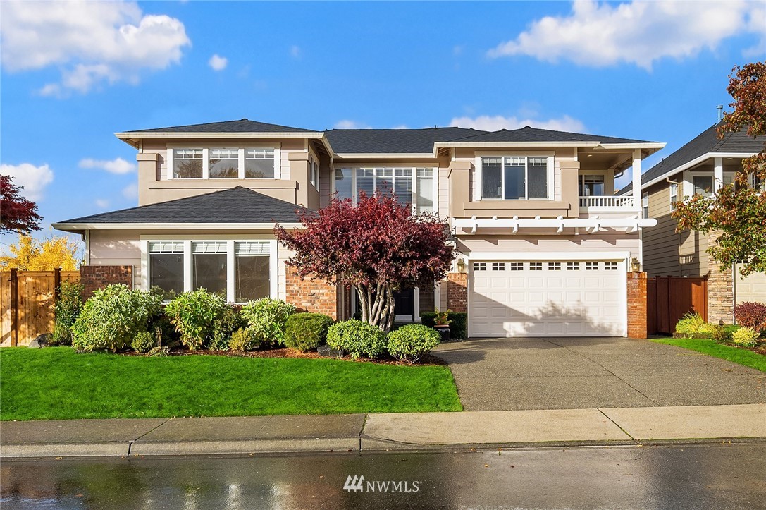 1900 Northeast 35th Place Renton, WA 98056 - Photo 1 of 30 Gallery Image 1