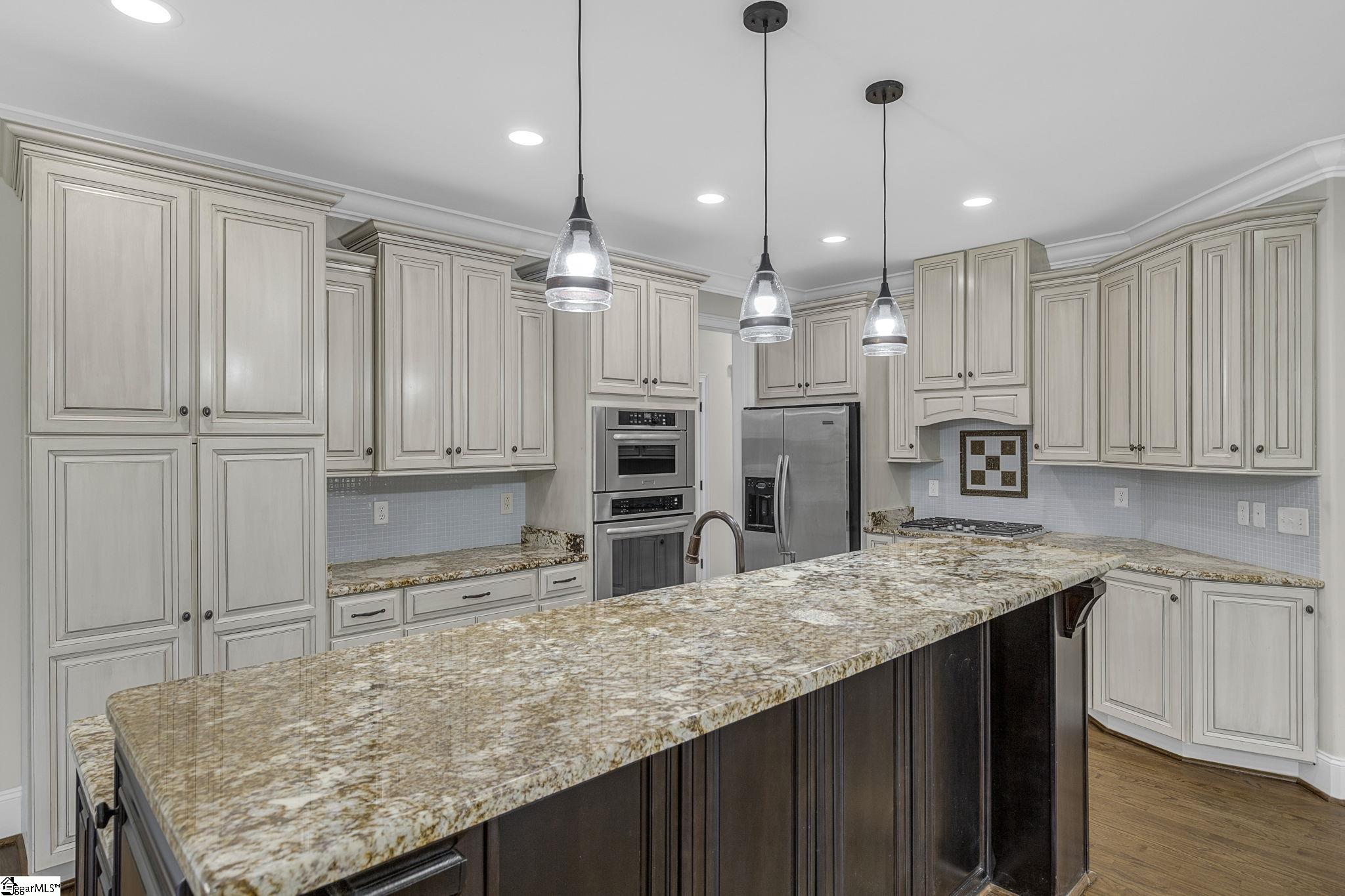 113 Ledgestone Way Greer, SC 29651 - Photo 13 of 36 2nd View