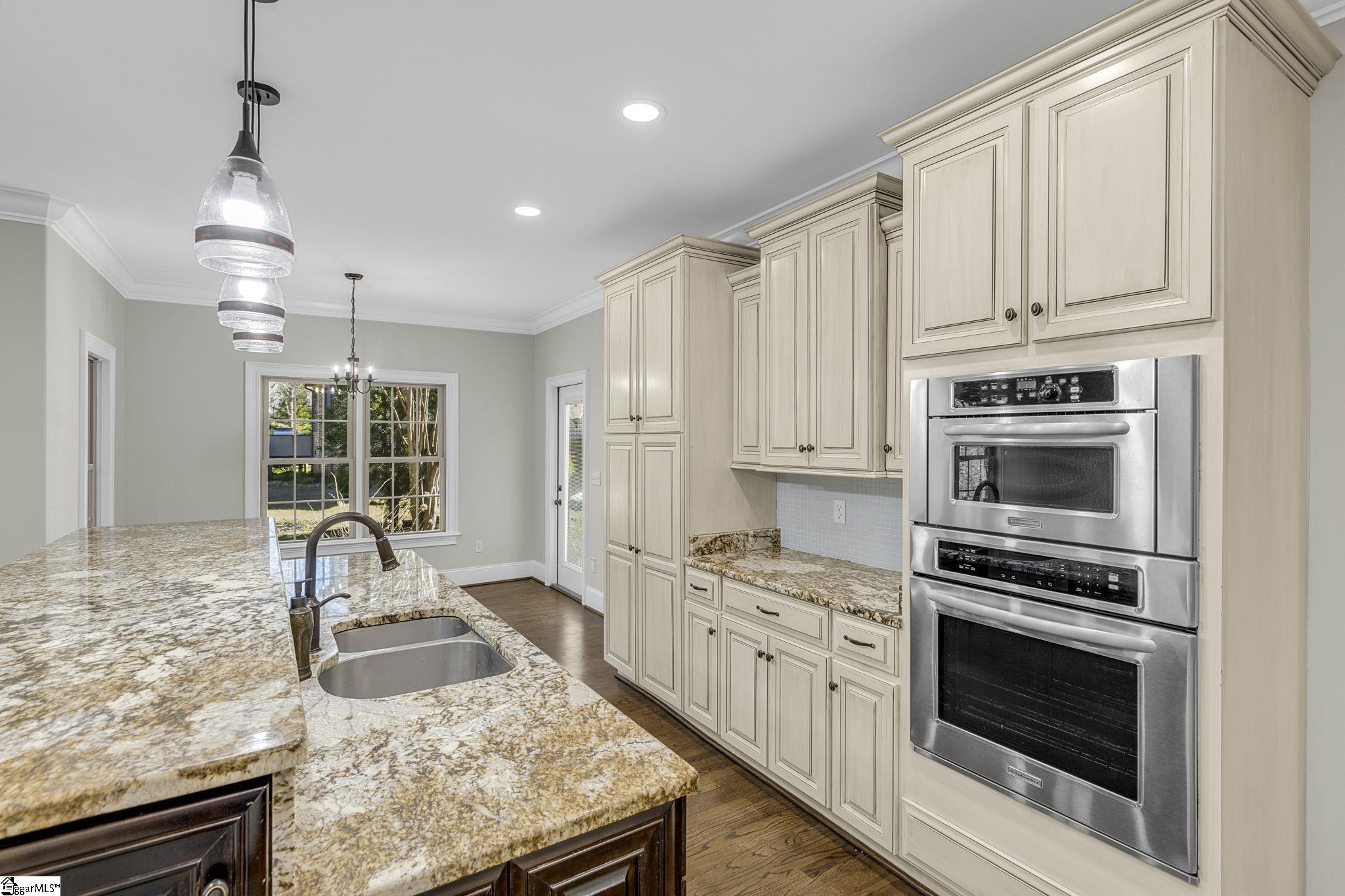 113 Ledgestone Way Greer, SC 29651 - Photo 14 of 36 3rd View with Breakfast Area