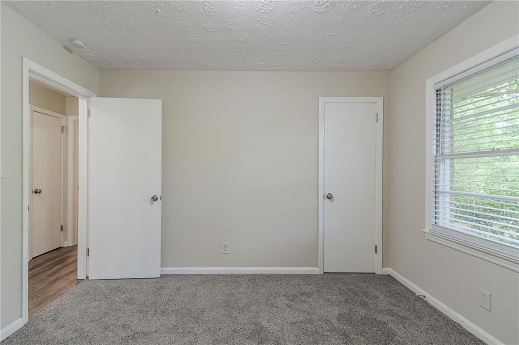 4029 Moffat Court Decatur, GA 30035 - Photo 9 of 21