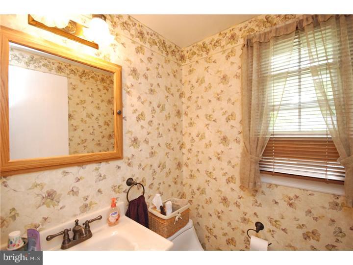 116 Iron Master Road Cherry Hill, NJ 08034 - Photo 9 of 25 Half Bath