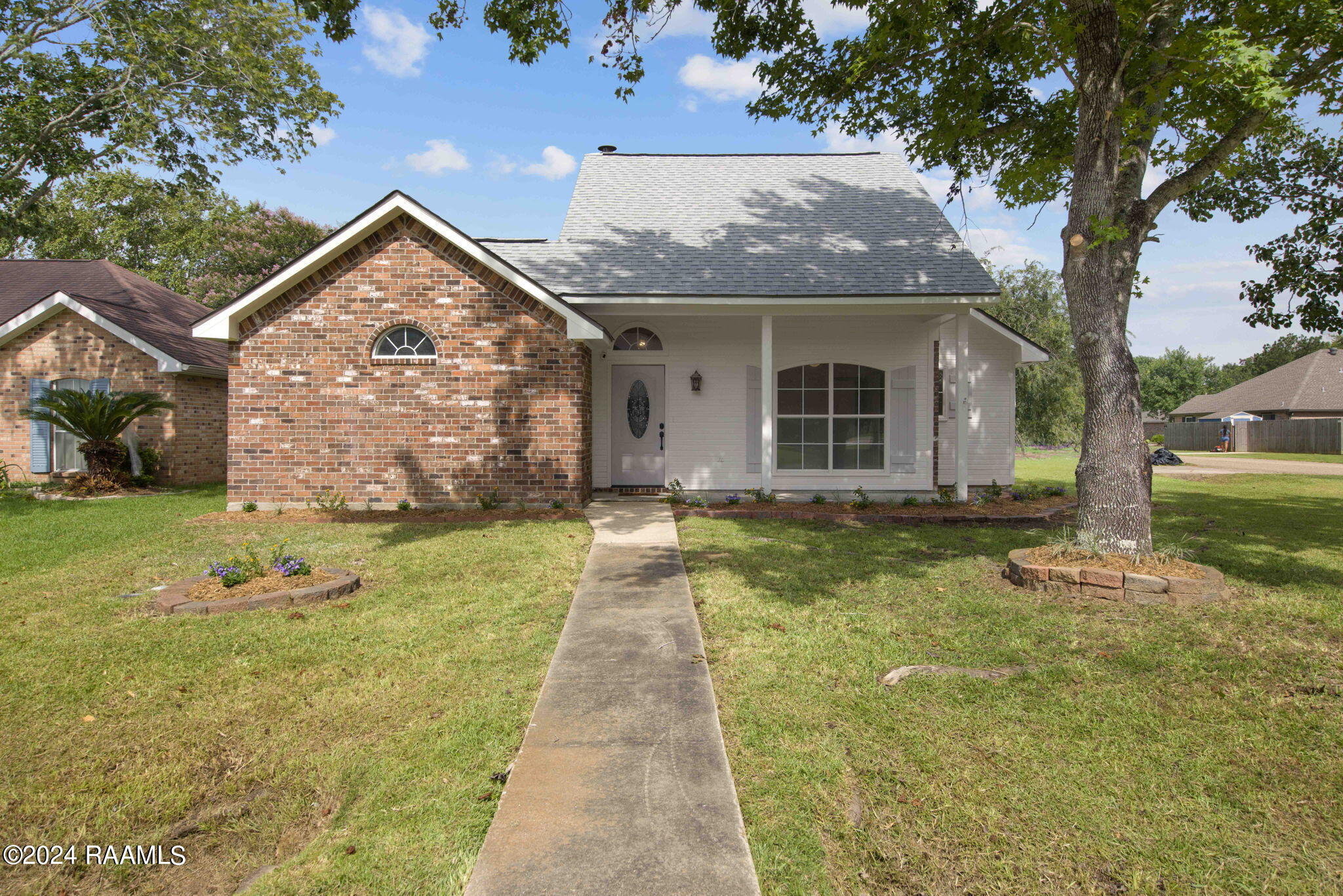 307 Rue Canard Youngsville, LA 70592 - Photo 1 of 24 1-web-or-mls-307 Rue Canard-1