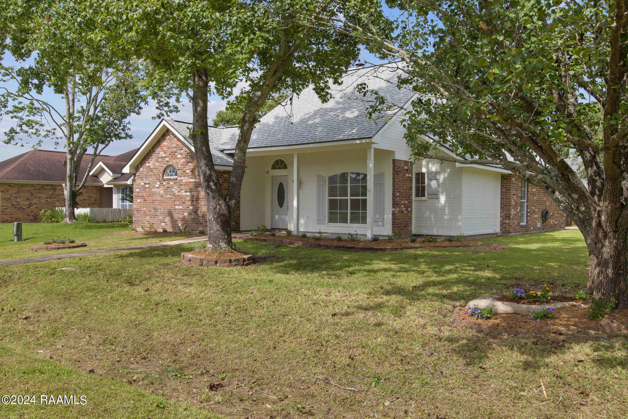 307 Rue Canard Youngsville, LA 70592 - Photo 3 of 24 3-web-or-mls-307 Rue Canard-3