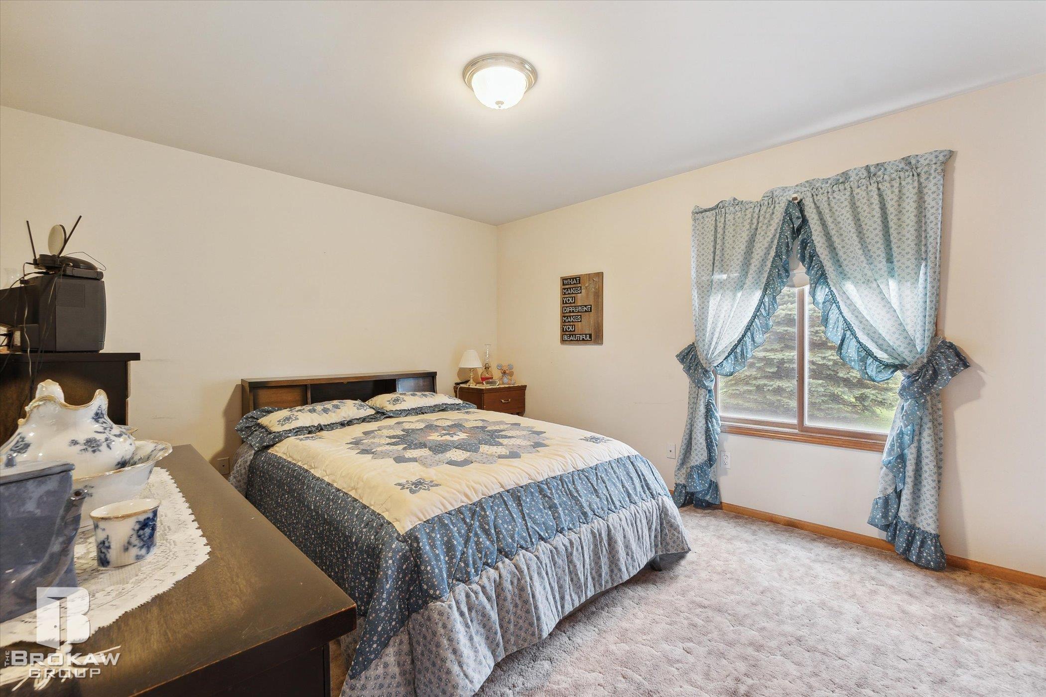 5040 Thomas Road Metamora, MI 48455 - Photo 29 of 55 50107761-28.JPG