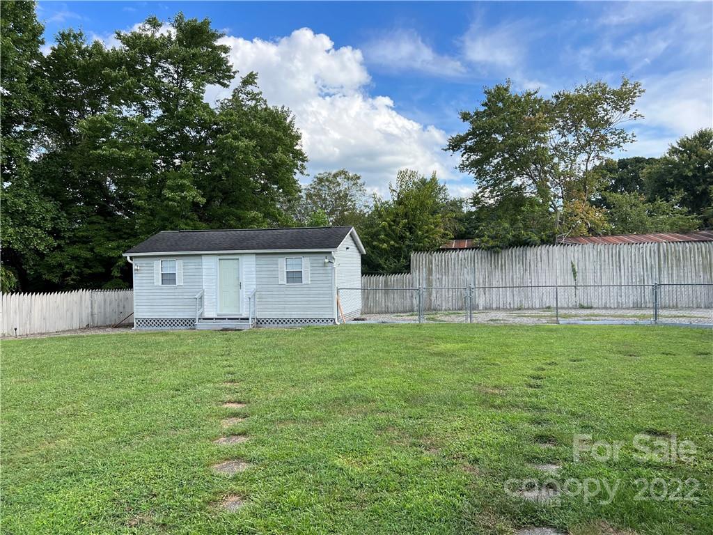8581 Highway 268 Elkin, NC 28621 - Photo 39 of 45 a house view with garden space