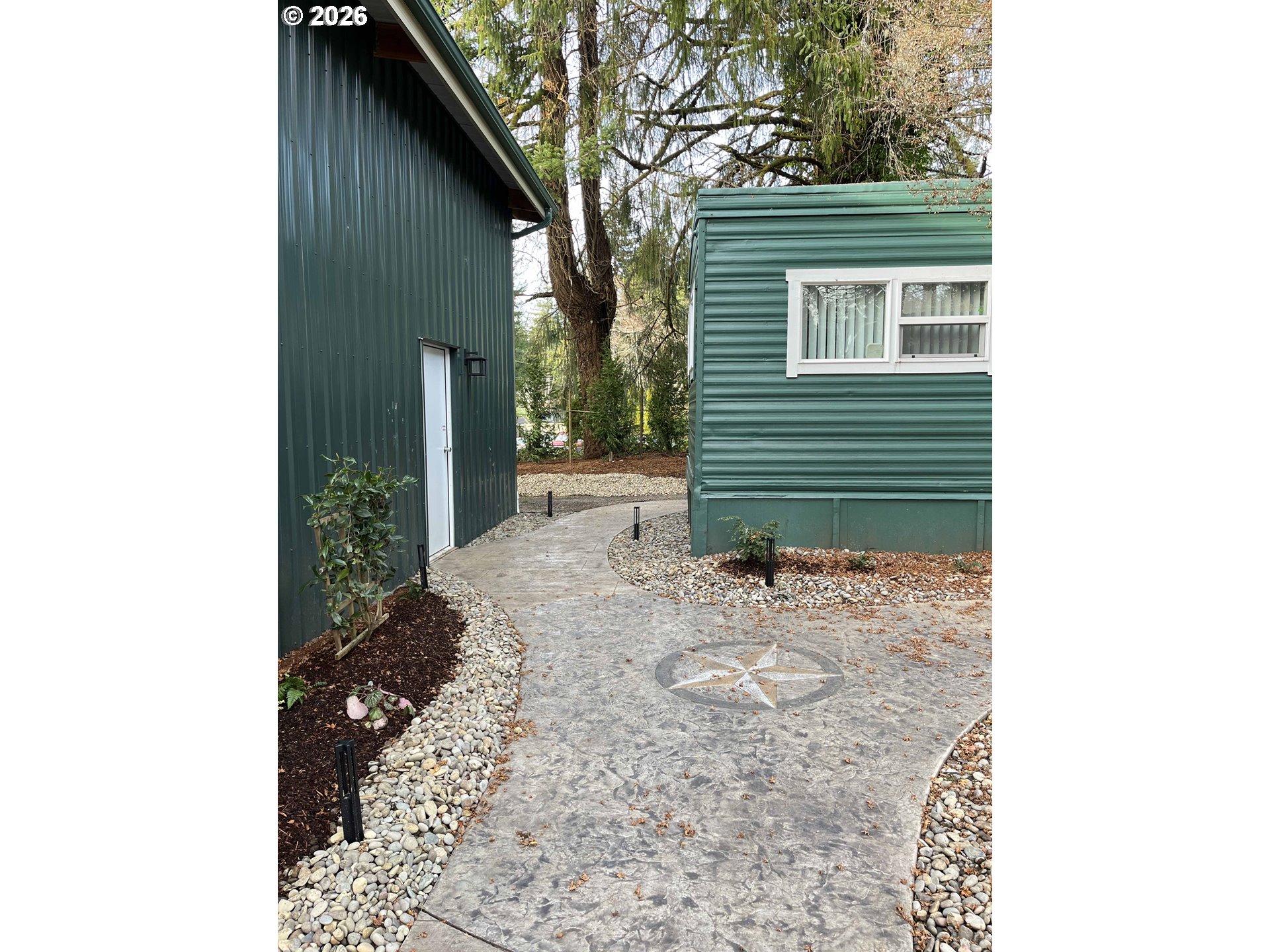 85313 Glenada Road Florence, OR 97439 - Photo 9 of 48 Gallery Image 9
