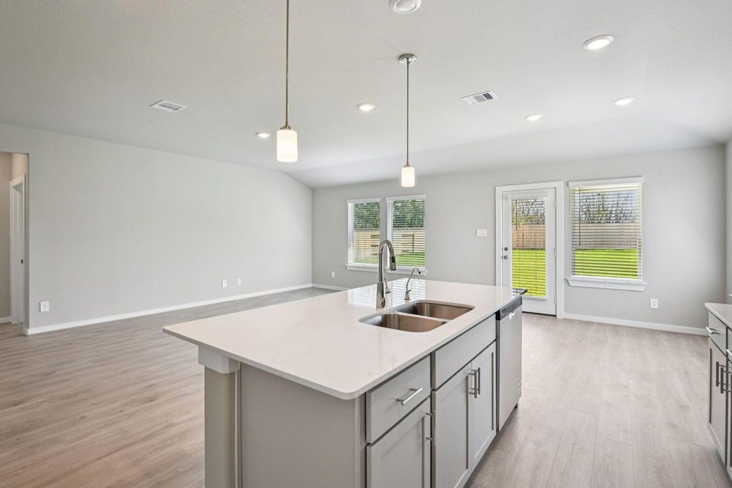 2131 Rawls Ranch Conroe, TX 77301 - Photo 11 of 41