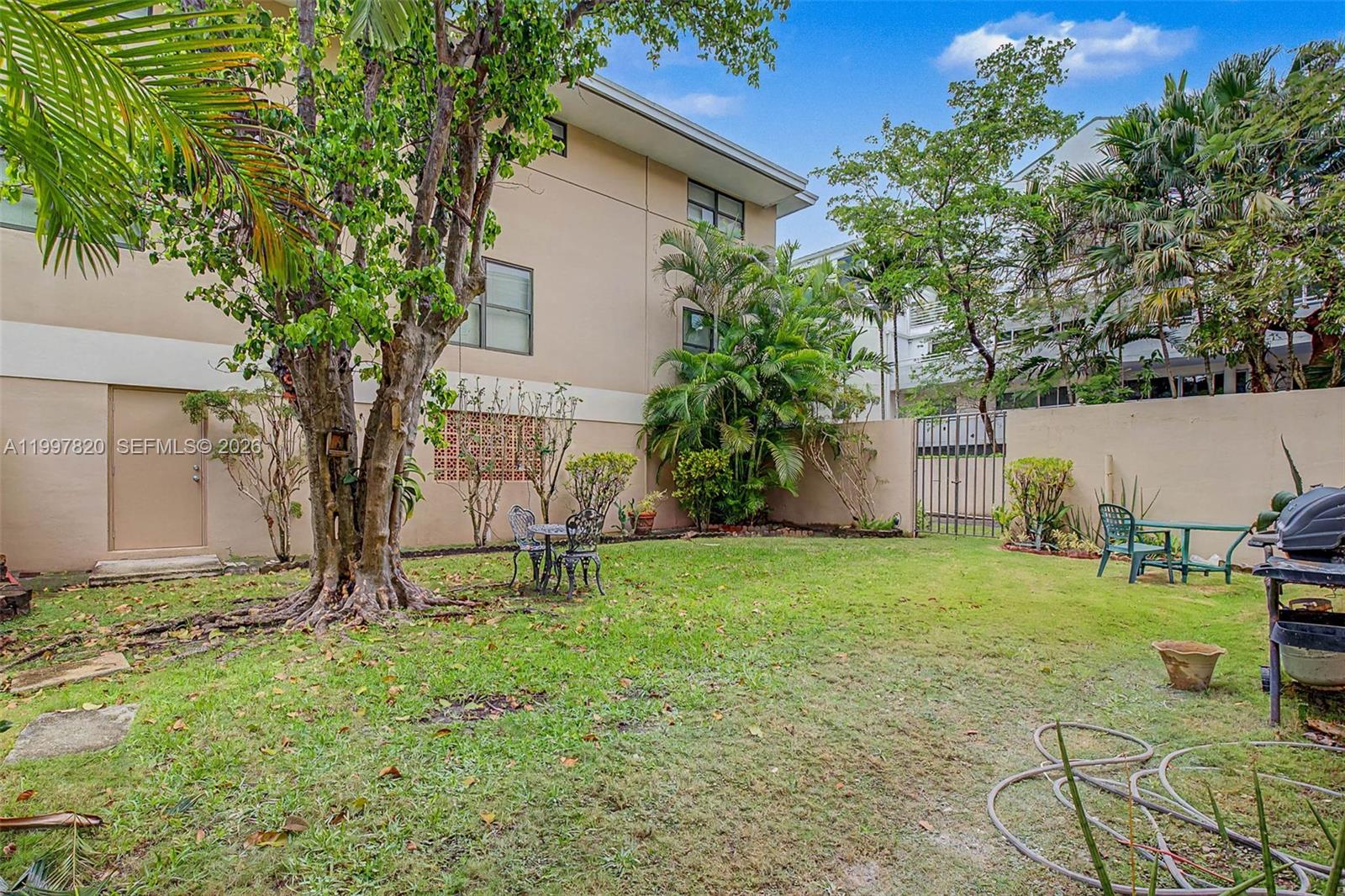 2000 Brickell Avenue, Unit 2004 Miami, FL 33129 - Photo 20 of 23