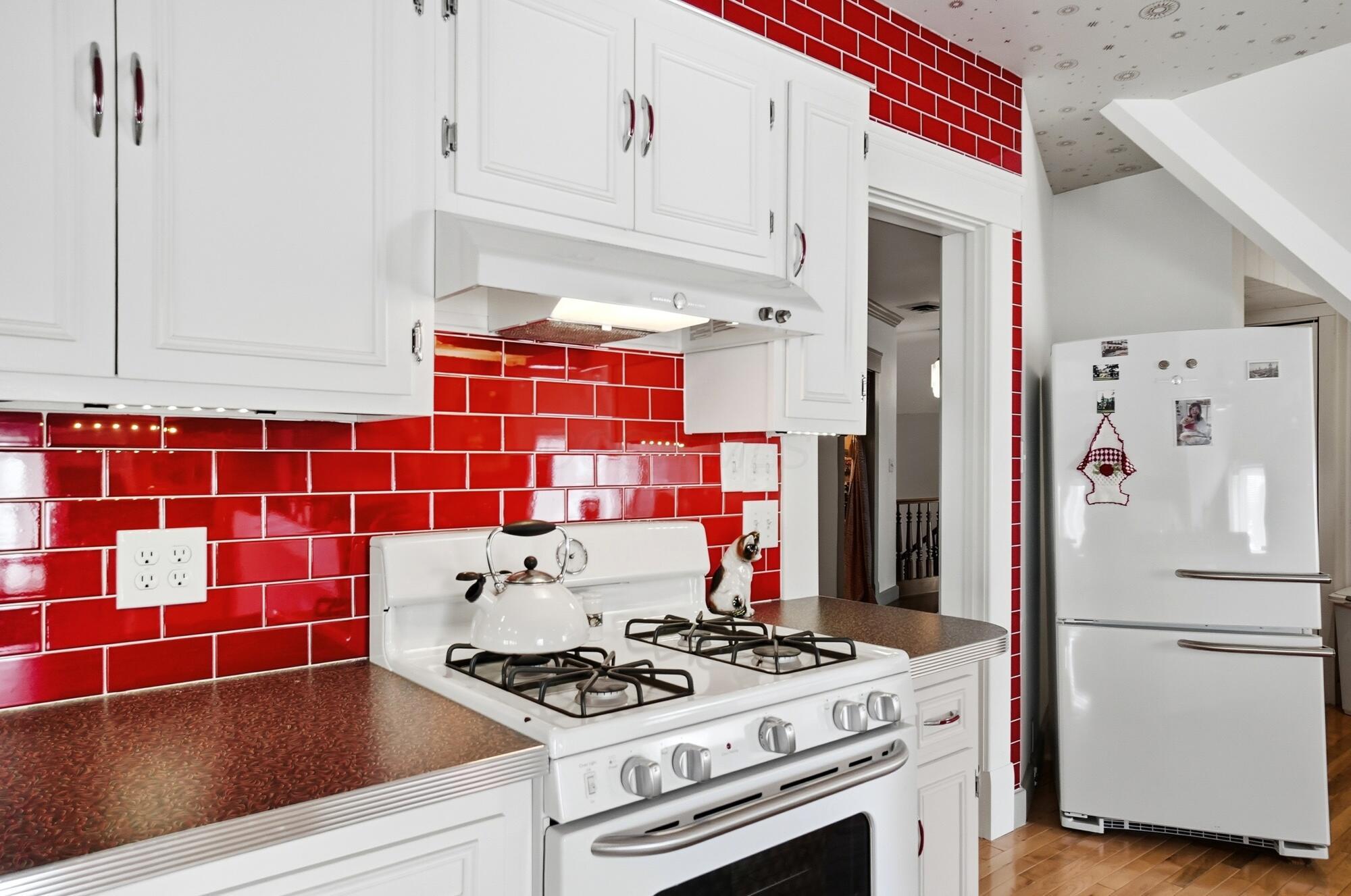 875 East Broad Street Columbus, OH 43205 - Photo 120 of 170 Kitchen