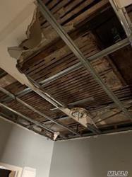 689 Madison Street Brooklyn, NY 11221 - Photo 16 of 20 a close up of a stove top oven