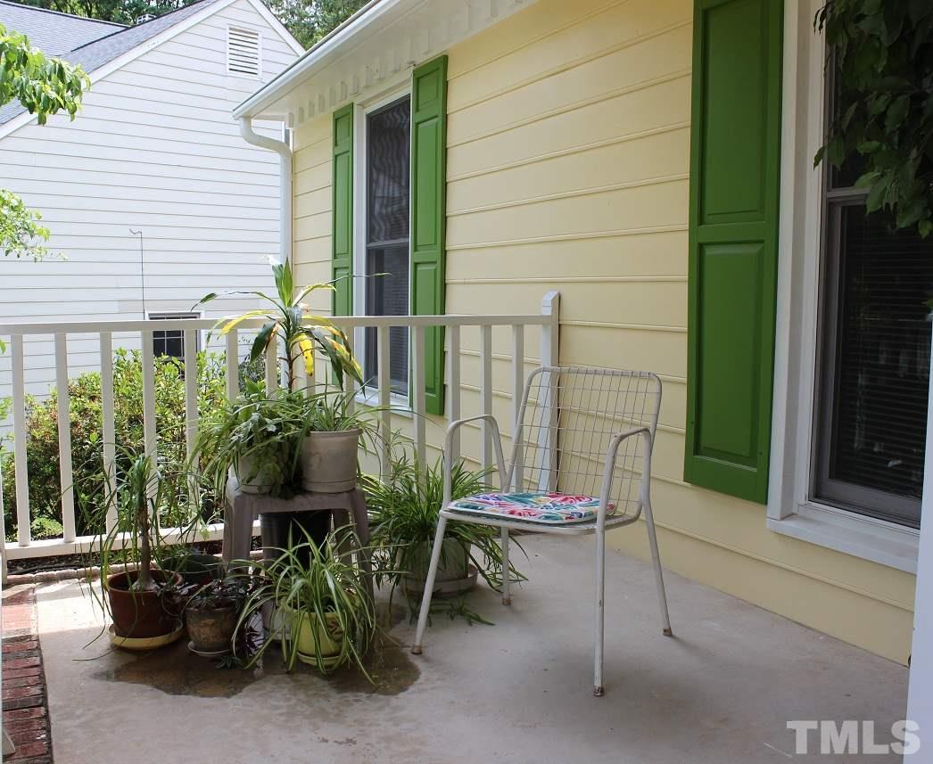 2709 Westhampton Place Raleigh, NC 27604 - Photo 3 of 24