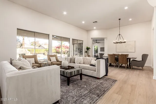 $1,375,000 | 940 West Macaw Drive, Chandler, AZ 85286