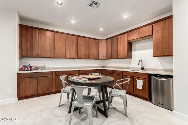 $1,375,000 | 940 West Macaw Drive, Chandler, AZ 85286