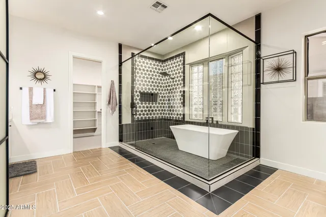 $1,375,000 | 940 West Macaw Drive, Chandler, AZ 85286