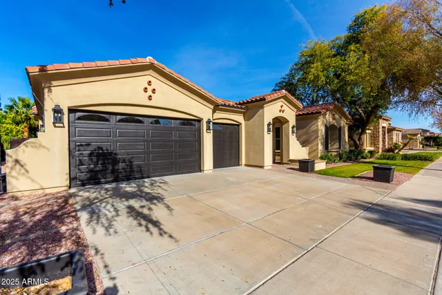 $1,375,000 | 940 West Macaw Drive, Chandler, AZ 85286