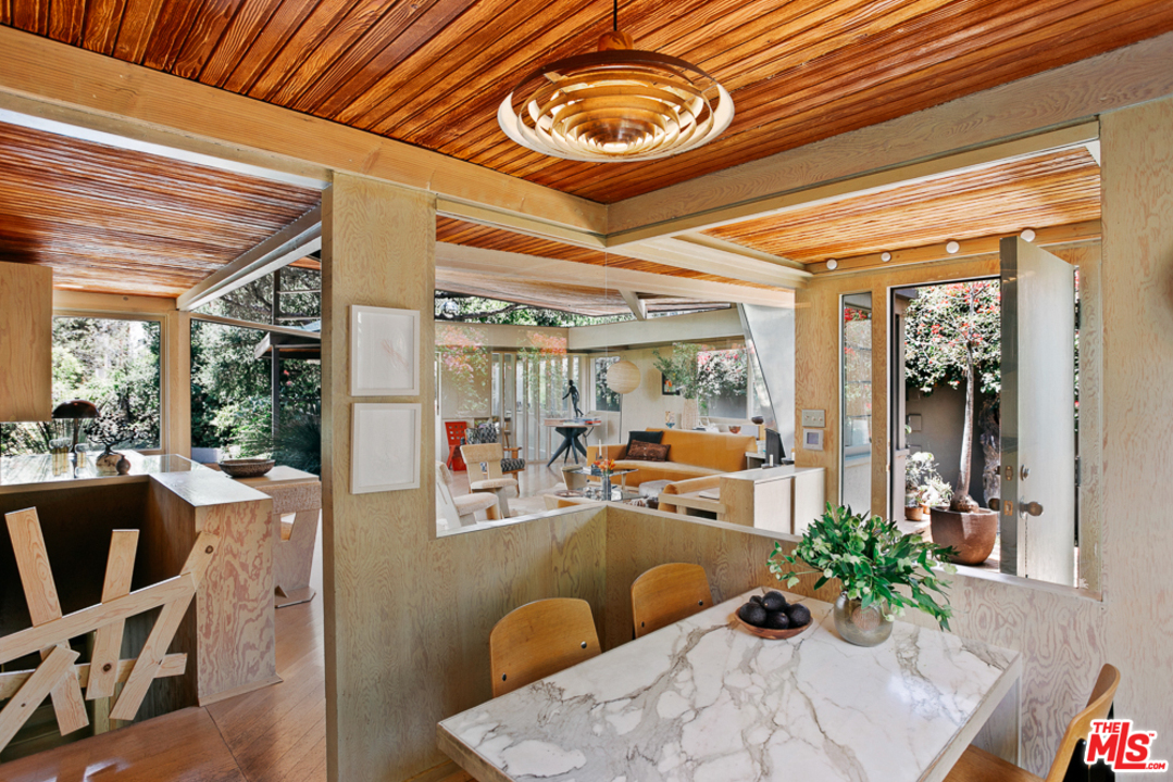 11600 Amanda Drive Studio City, CA 91604 - Photo 30 of 33 a very nice looking dining room with a large window