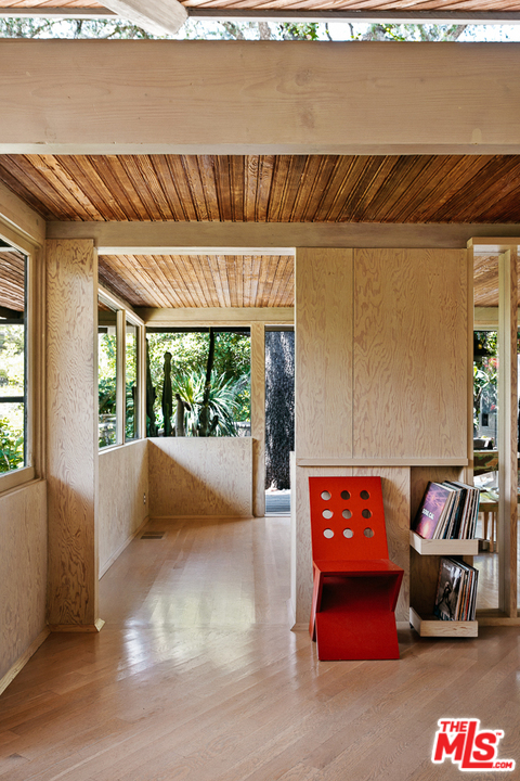 11600 Amanda Drive Studio City, CA 91604 - Photo 6 of 33 a view of an outdoor space with porch