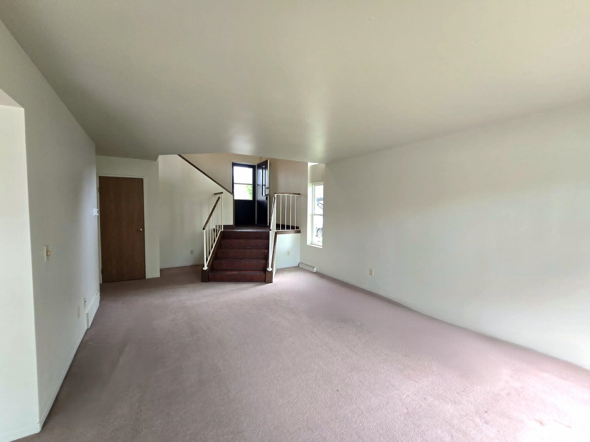 722 North Hawthorne Drive Appleton, WI 54915 - Photo 4 of 20