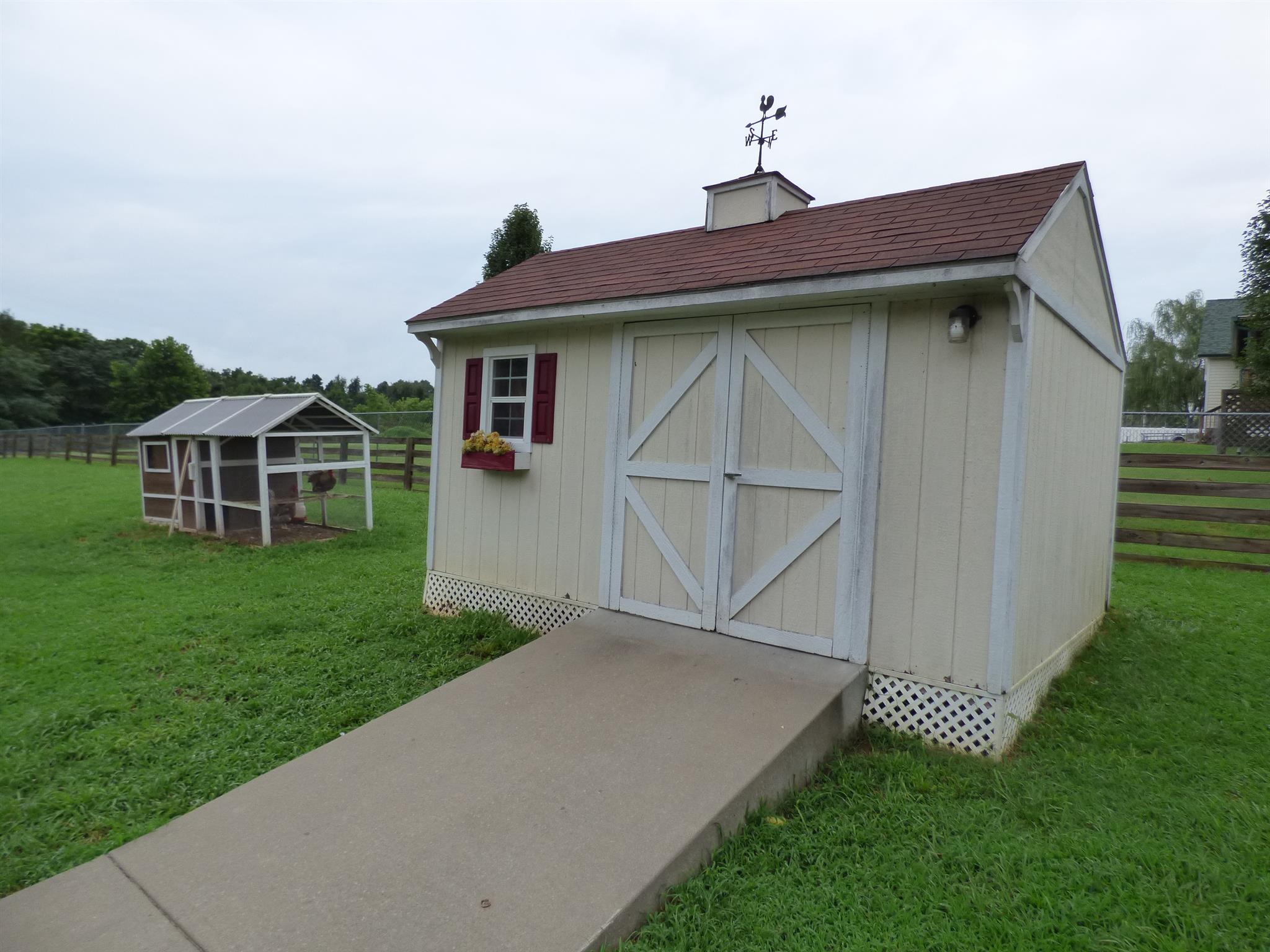 2275 Chester Harris Road Woodlawn, TN 37191 - Photo 5 of 8 Storage Building