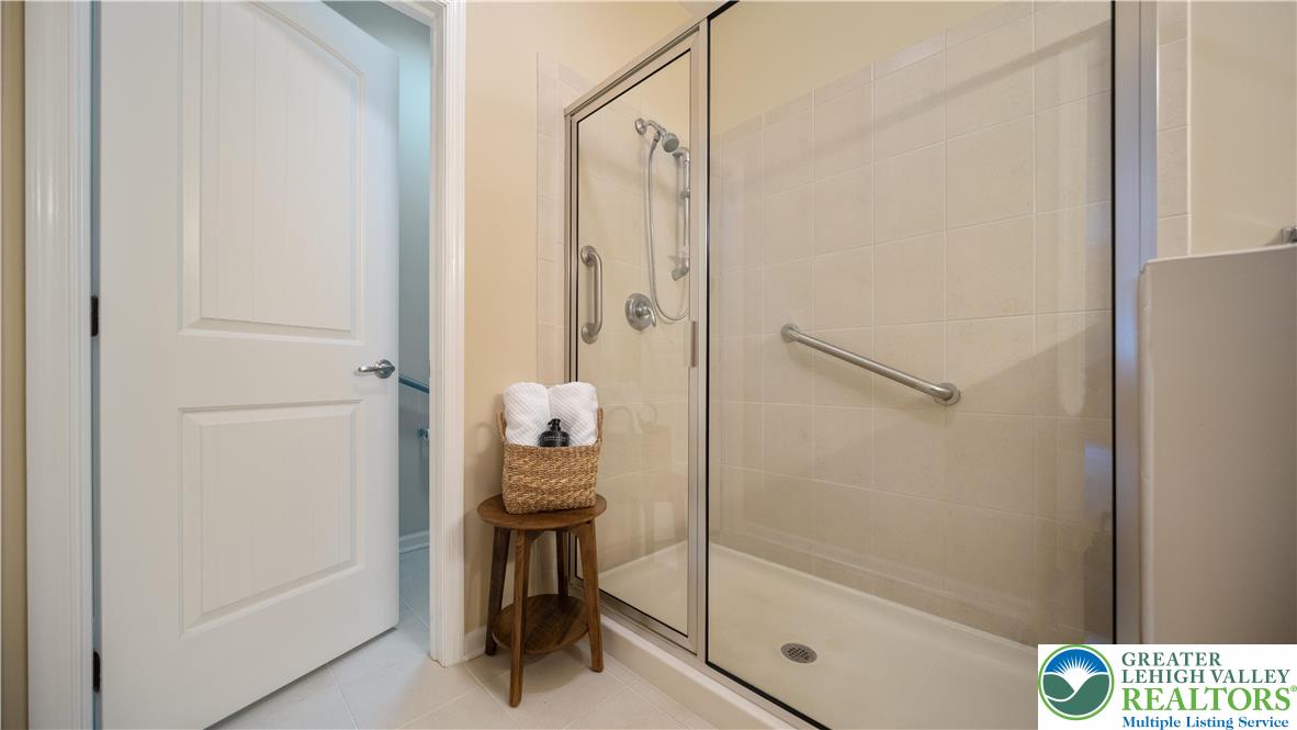 3501 Treeview Drive Emmaus, PA 18049 - Photo 18 of 22 Gallery Image 18