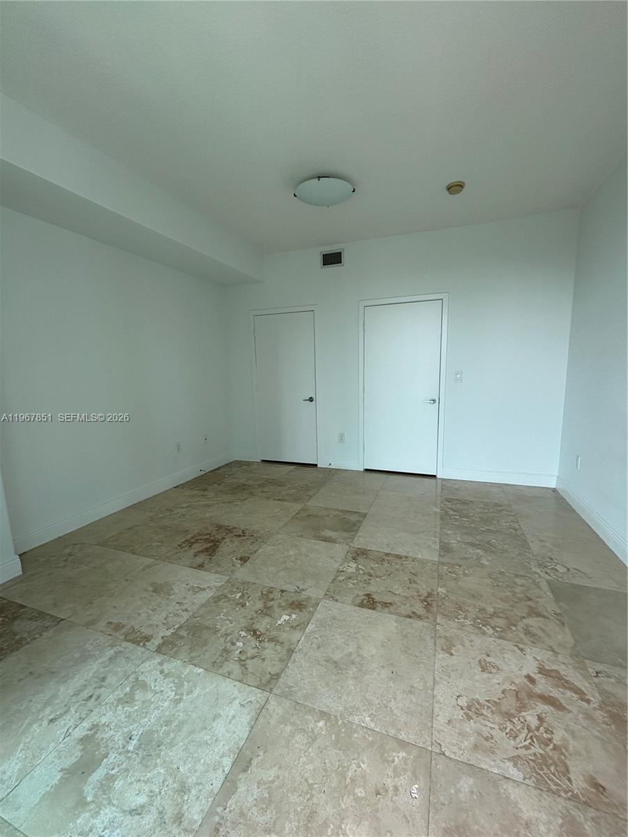 79 Southwest 12th Street, Unit 2703S Miami, FL 33130 - Photo 23 of 61 a view of room