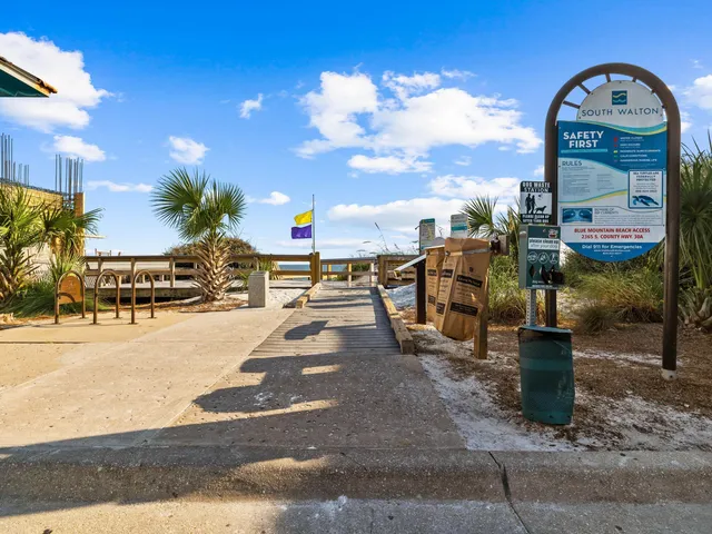 a view of a basketball court