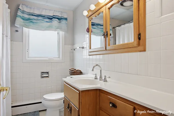 $349,000 | 937 Wicker Street, Woodstock, IL 60098