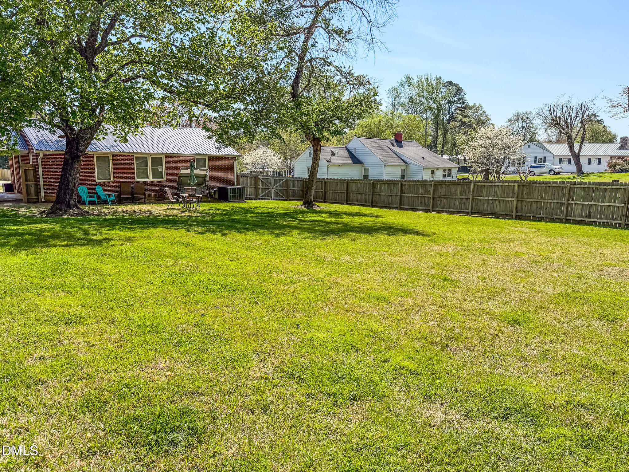1249 Pointer Street Roxboro, NC 27573 - Photo 5 of 25 IMG_1597