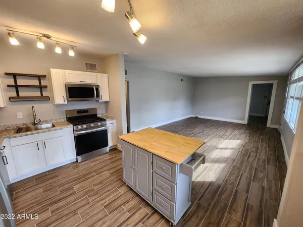 $2,795 | 1405 South Farmer Avenue, Tempe, AZ 85281