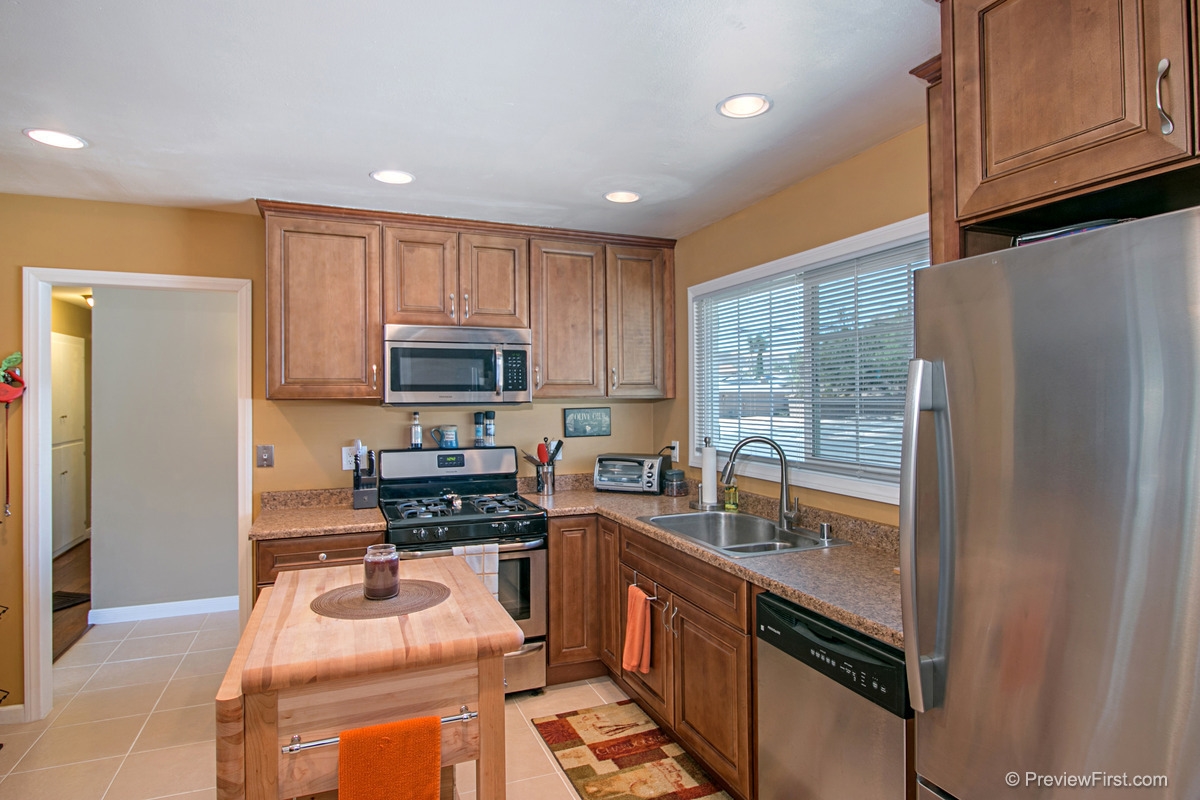 9768 Domer Road Santee, CA 92071 - Photo 6 of 24