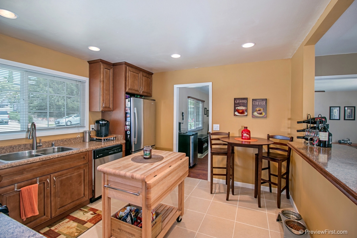 9768 Domer Road Santee, CA 92071 - Photo 7 of 24