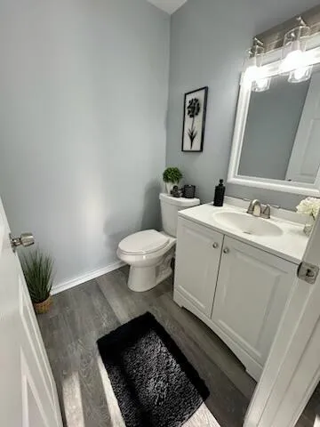 $239,900 | 1751 Parknoll Lane, Port Washington, WI 53074